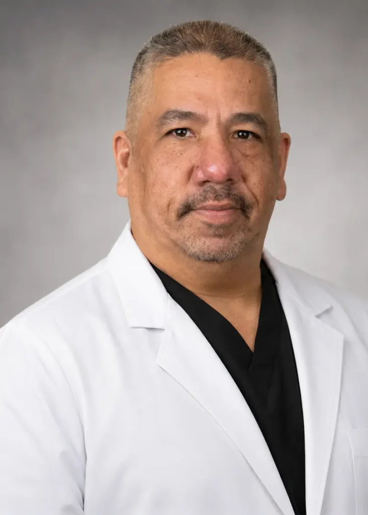 Dr. Luis Pierantoni Muniz