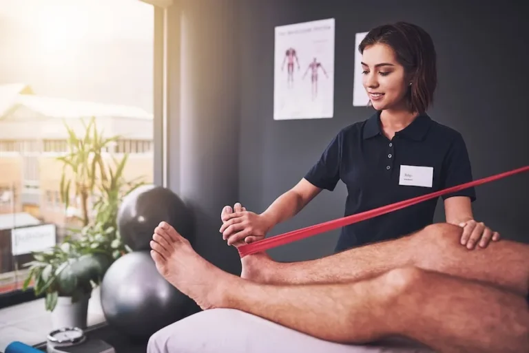 A physical therapist is performing a functional capacity evaluation on a patient.